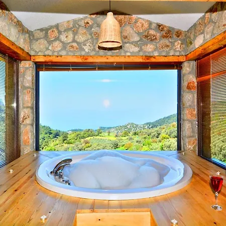 וילה 2 Bedroom Private Located In Oludeniz Ovacık